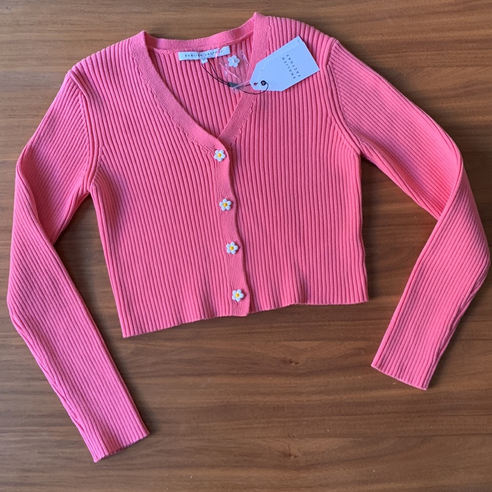 Bubblegum Pink Cropped Daisy Button Sweater Size Medium - Picture 2 of 4